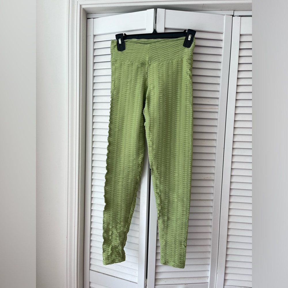 3 for $20 BBB closet clean out!